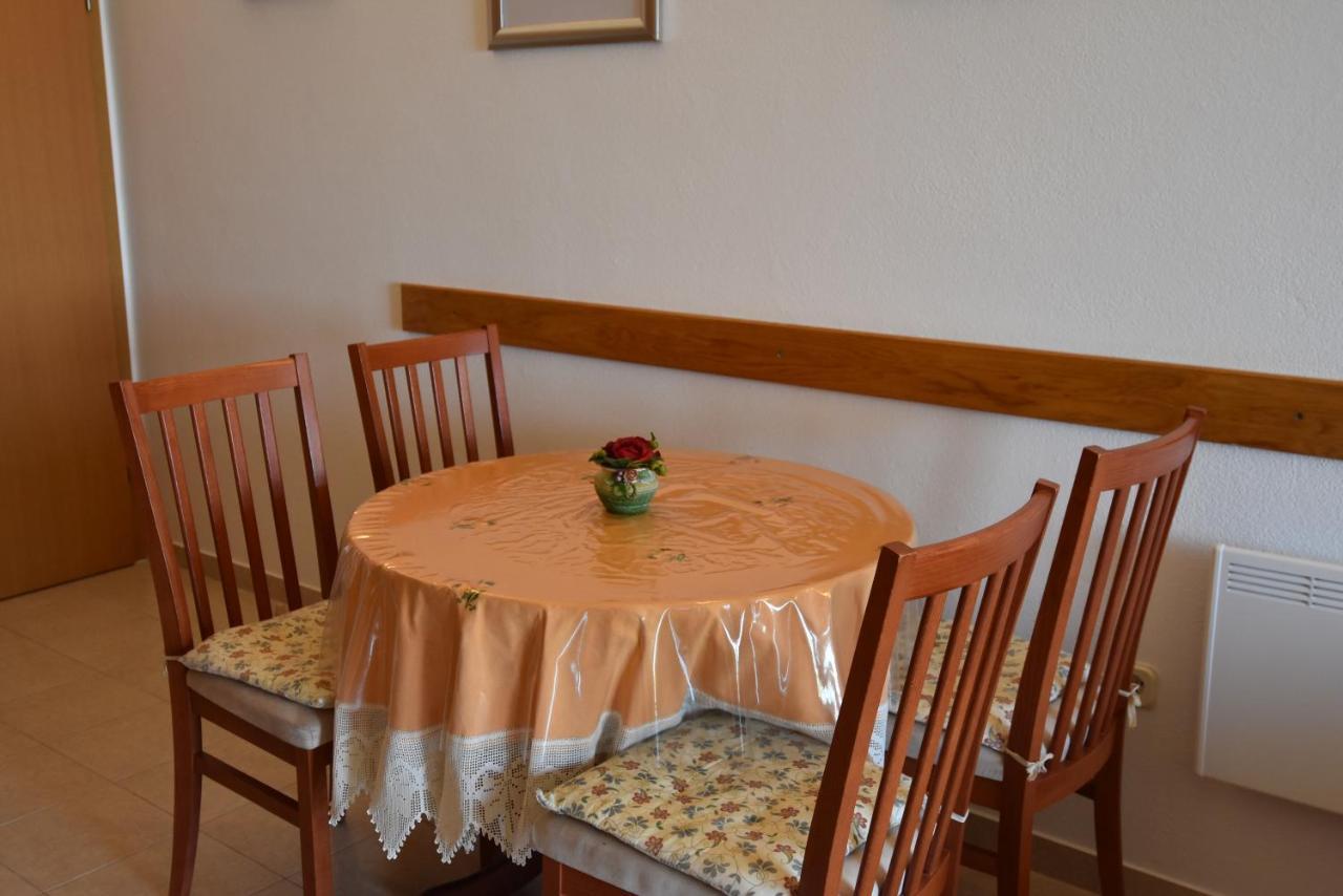 פודגורה Villa Delfina מראה חיצוני תמונה